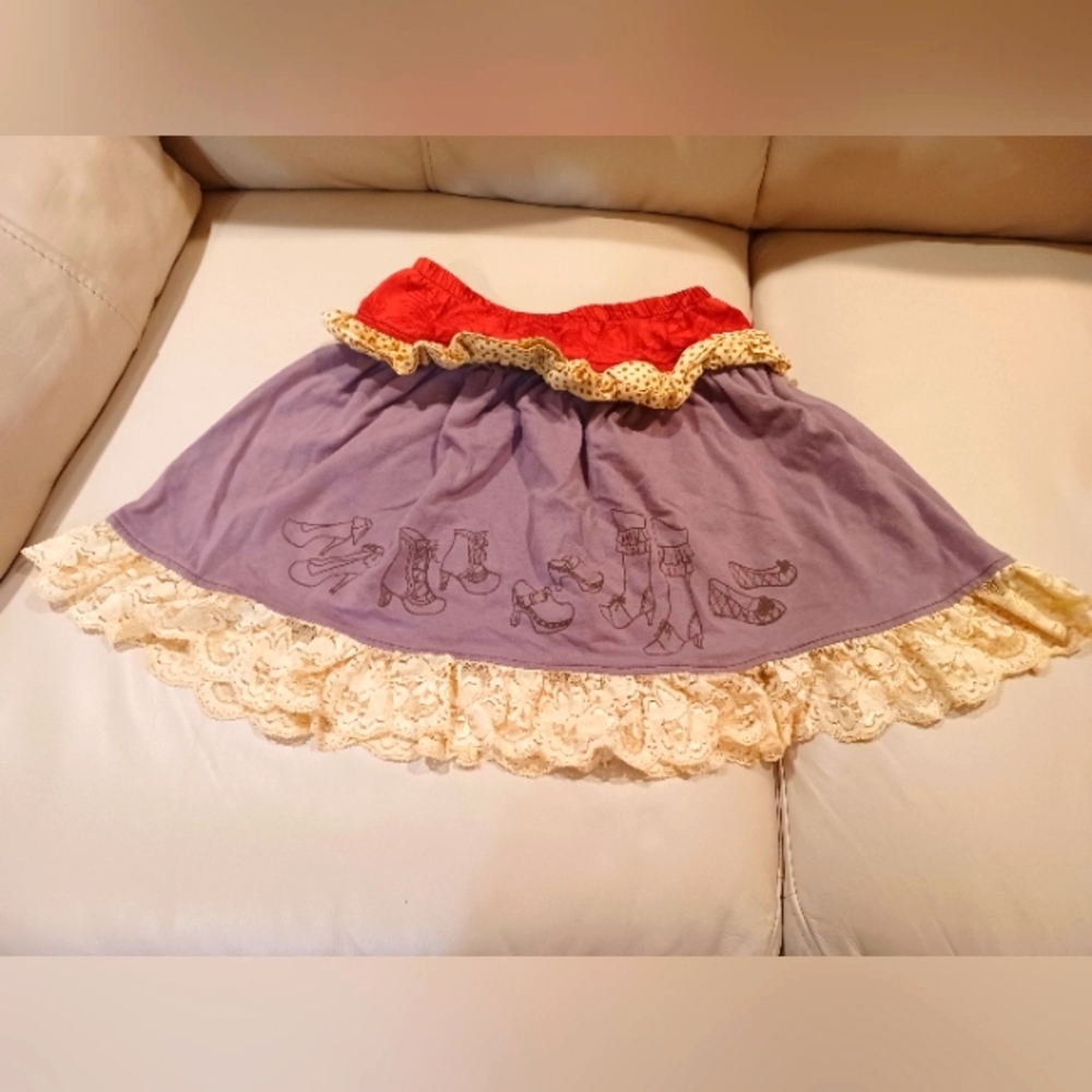 Persnickety girl's skirt size 8